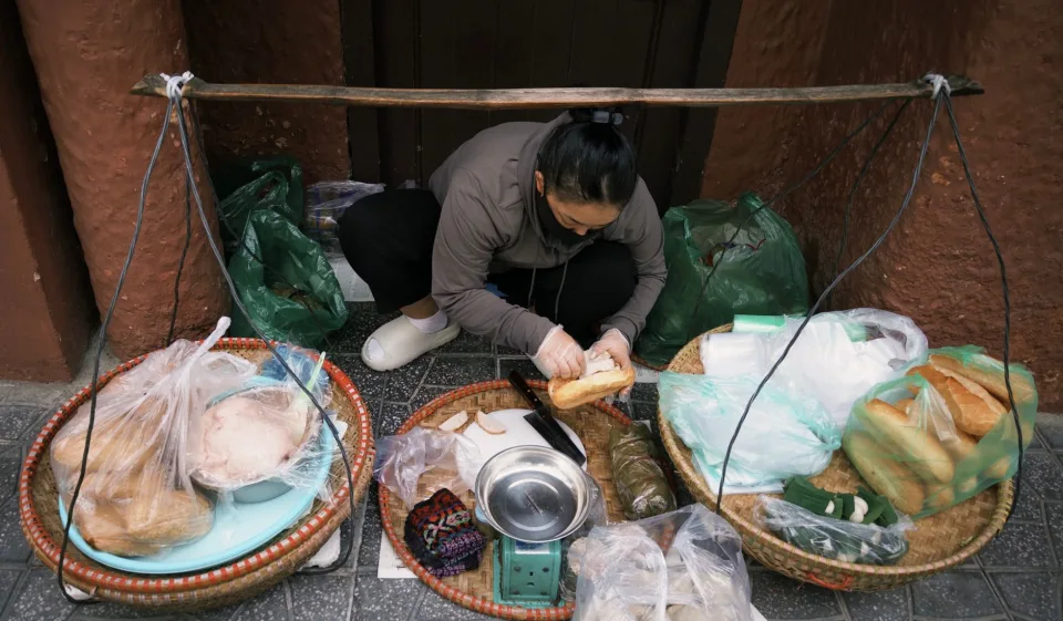 Gà nướng trên vỉ